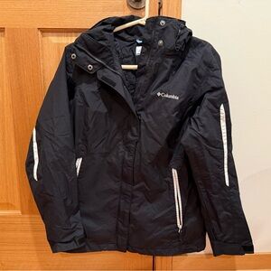 Columbia Women’s Black Raincoat